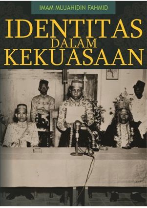 IDENTITAS DALAM KEKUASAAN